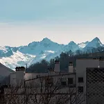 Le Belvédère - *