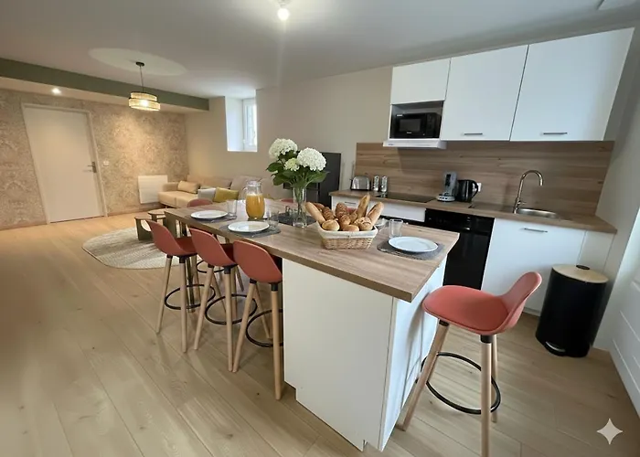 Le Belvedere - 9 Min Sanctuaires - 3 - 2 Salles De Bain - Terrasse & Vue Panoramique Lurdy