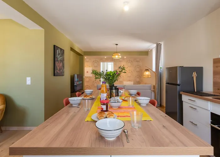 Le Belvedere - 9 Min Sanctuaires - 3 - 2 Salles De Bain - Terrasse & Vue Panoramique 公寓 卢德